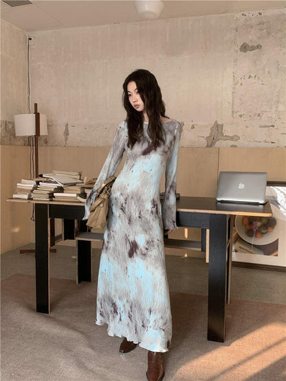 Bell Sleeve Crew Neck Abstract Tie-Dye Plisse Maxi Dress