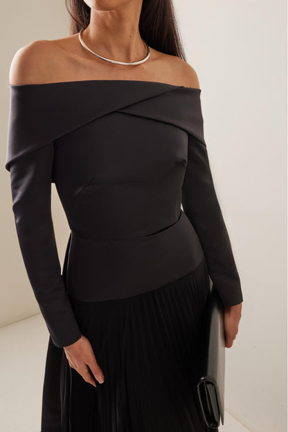 Solid Pleated Off-Shoulder Maxi Dress