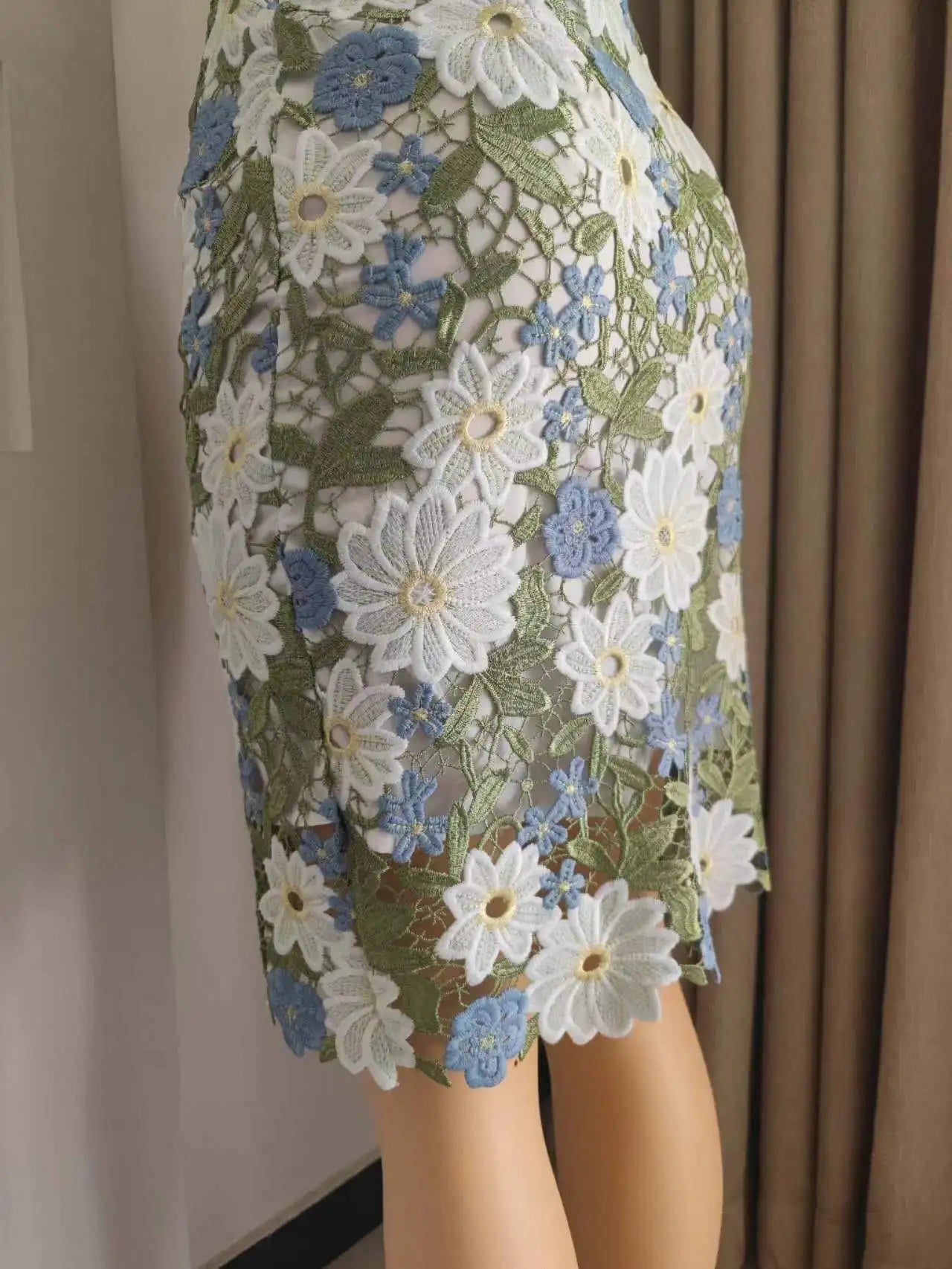 Green Lace Pencil Skirt Knee Length Bi-material Skirt