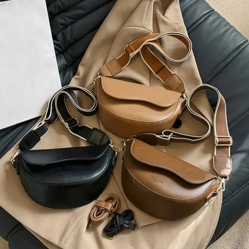 Vintage Flap Small Saddle Crossbody