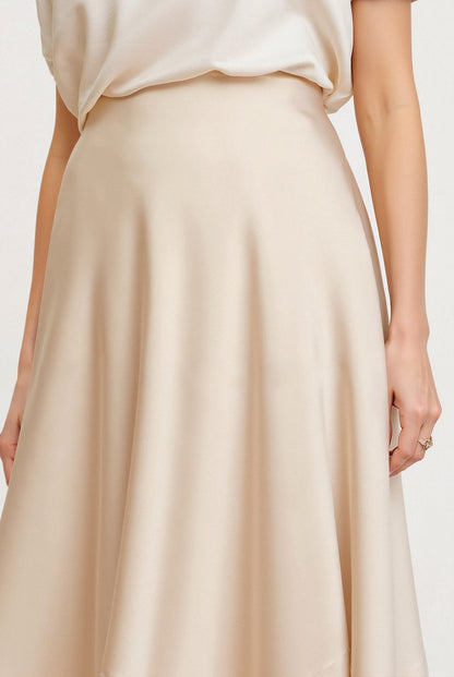 Women’s High-Waist Maxi Skirt – Minimalist A-Line Silhouette
