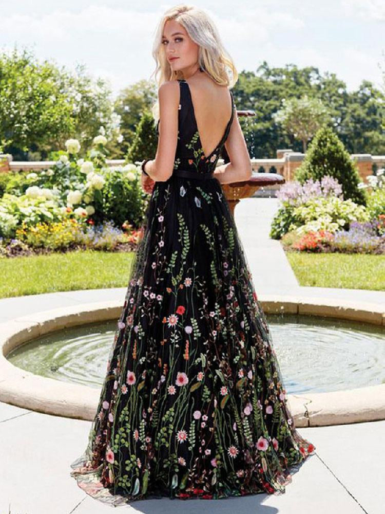 Flower Embroidered Women Maxi Dress - Black V-Neck Tulle Gown - Spring Evening Prom 2026