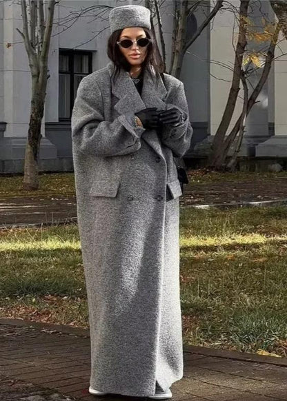 Timeless Buttoned Long Wool Coat