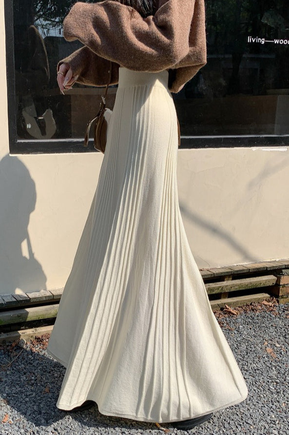 High-Waisted Full Circle Relaxed Skirt