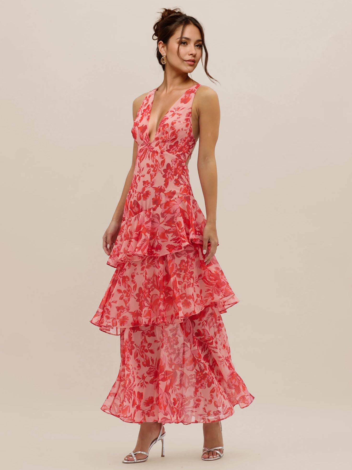 Floral Printed Layered Ruffle Long Dress With Deep V-Neck And Open Back 2026