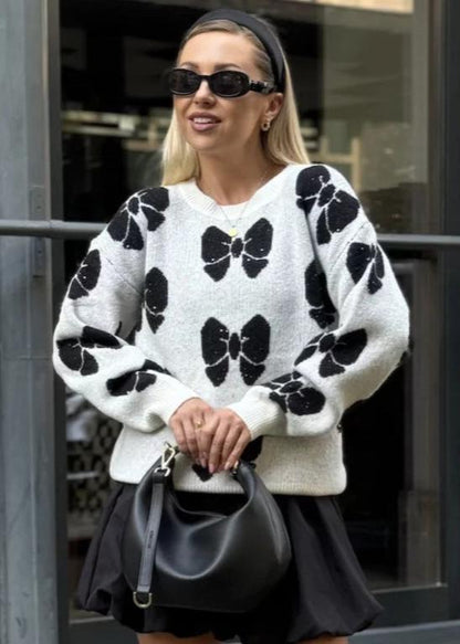 Butterfly Print Knit Pullover - Cozy Casual Sweater for Women