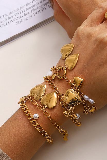 Fashionable Heart Shaped Embellished Bracelet