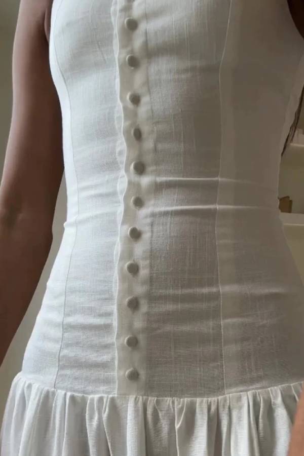 Elegant Sleeveless Button Dress