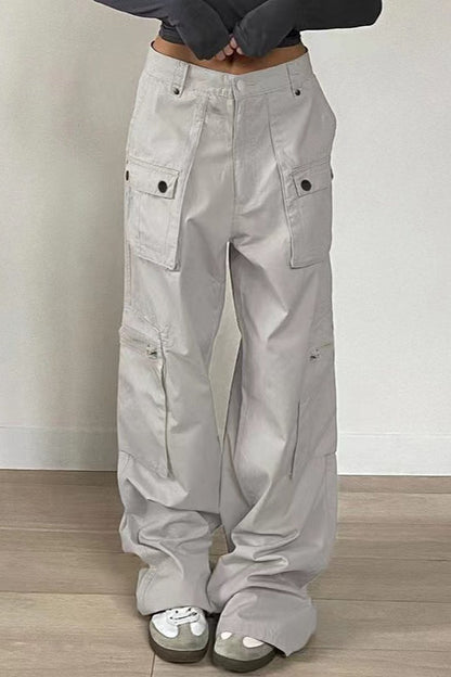 Retro Low-Waisted Pocket Denim Cargo Pant