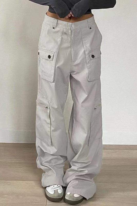 Retro Low-Waisted Pocket Denim Cargo Pant