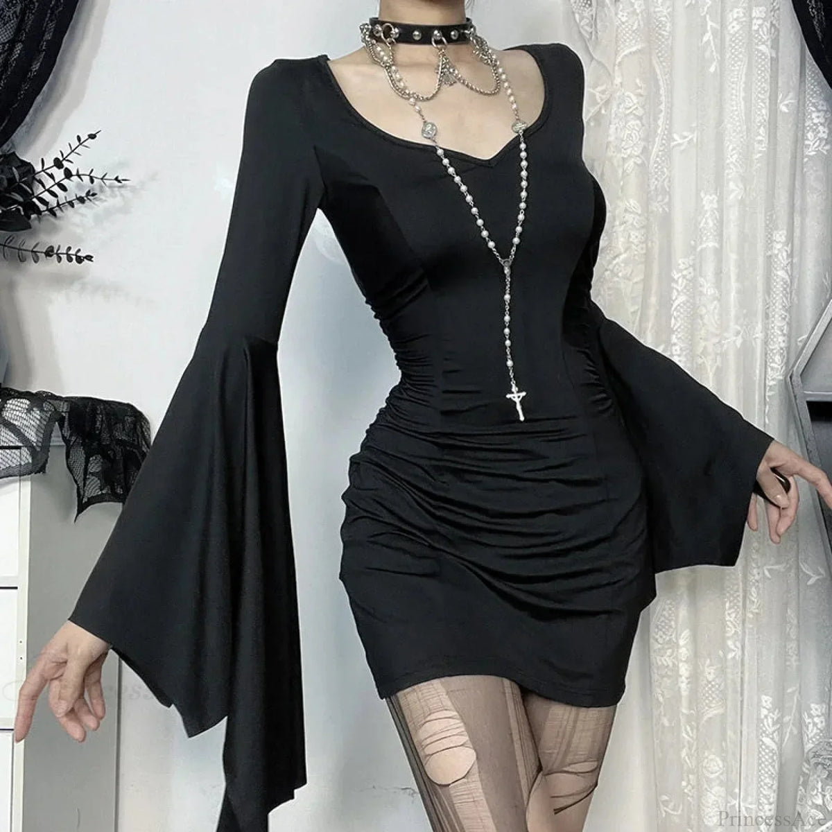 Ruched Side Bell Sleeve Scoop Neck Bodycon Mini Dress