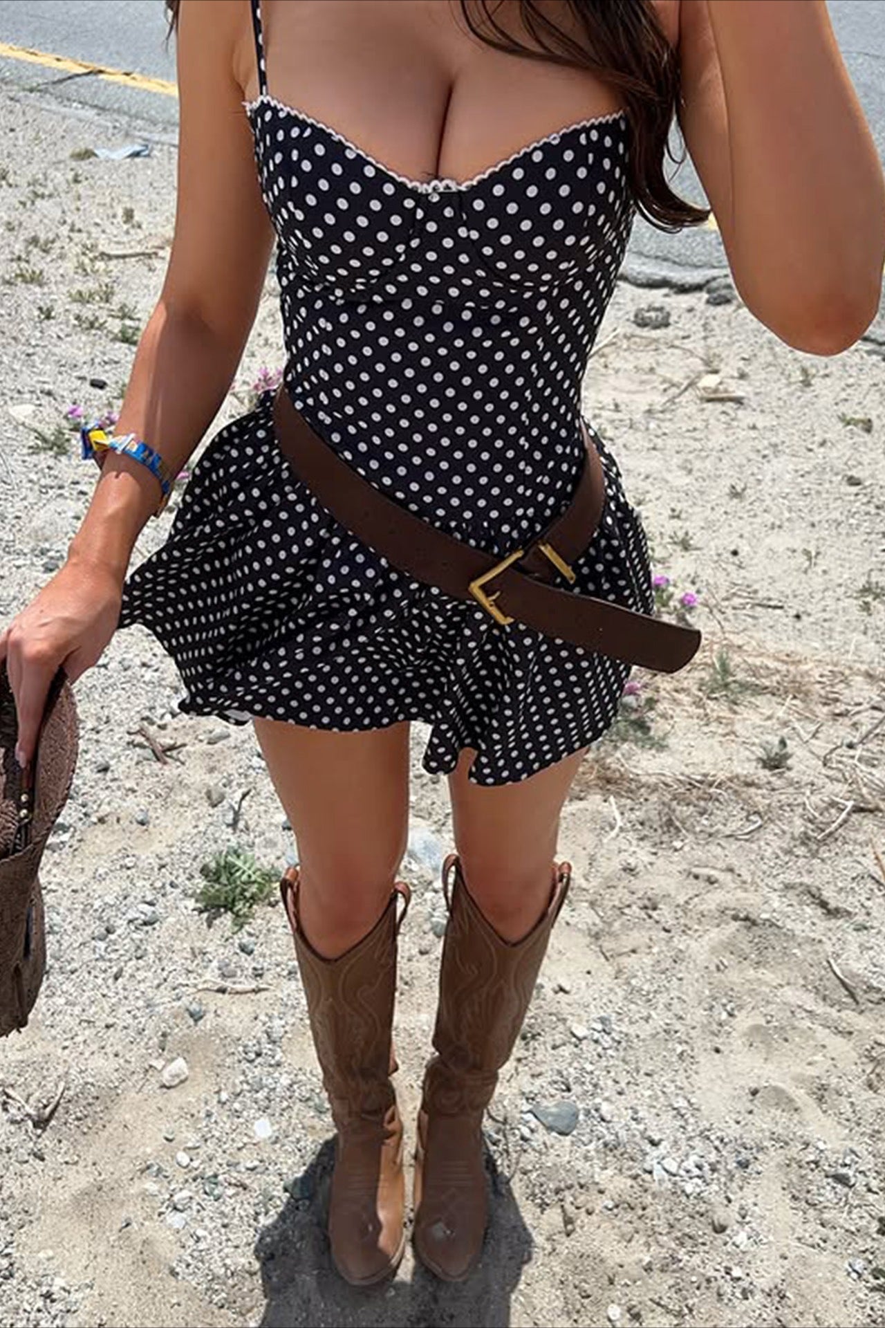 Polka Dot Sweetheart Scalloped Neck Spaghetti Strap Pleated Skater Mini Dress