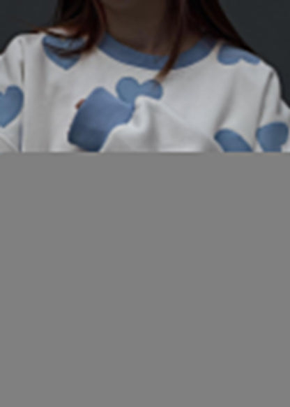 Amour – White Sweatshirt with Blue Heart Appliqués