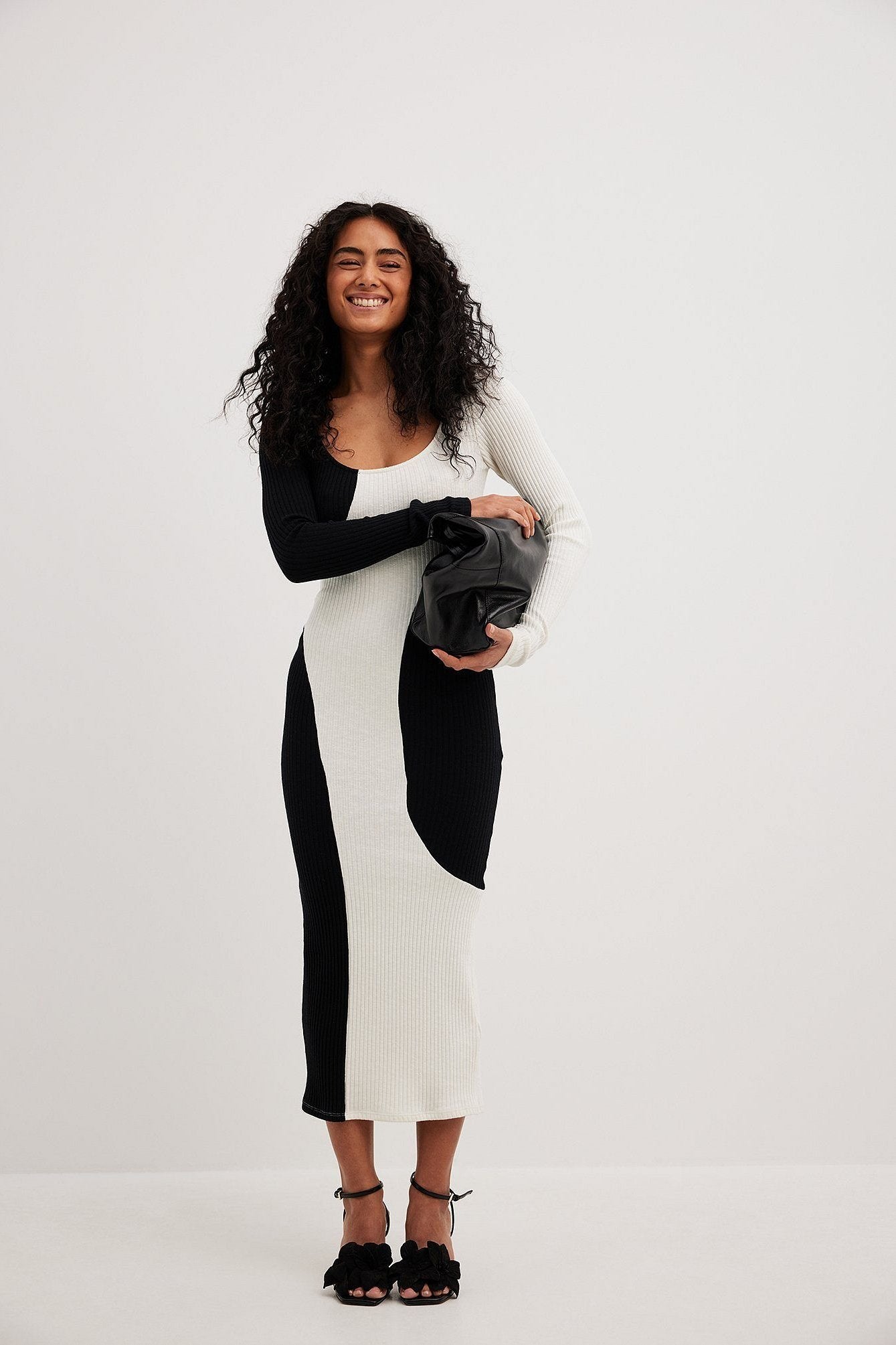 Rib Knit Scoop Neck Wavy Panel Long Sleeve Bodycon Midi Dress
