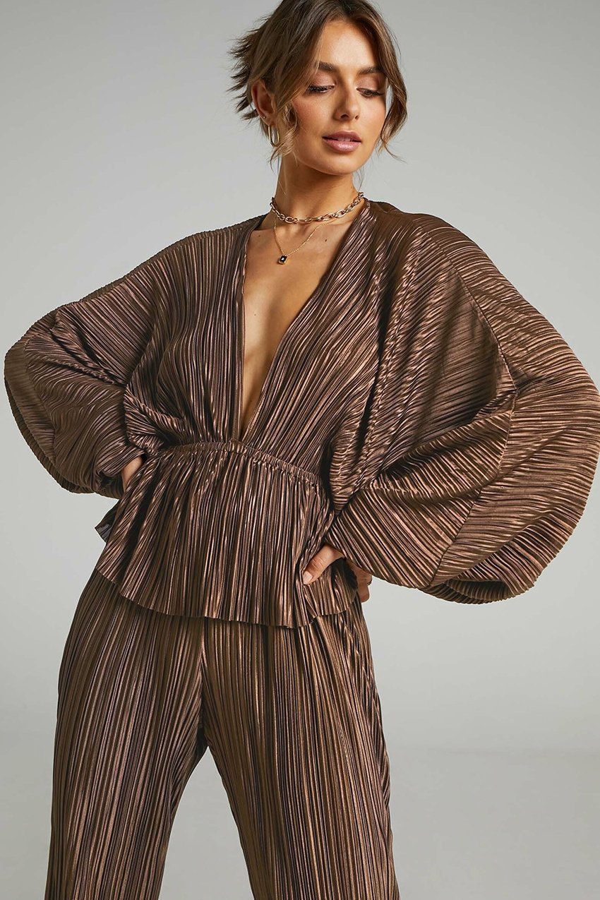 Betty V-neck Plisse Set