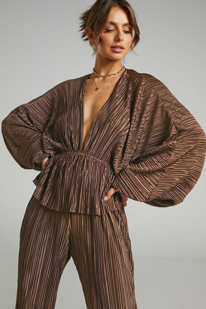Betty V-neck Plisse Set