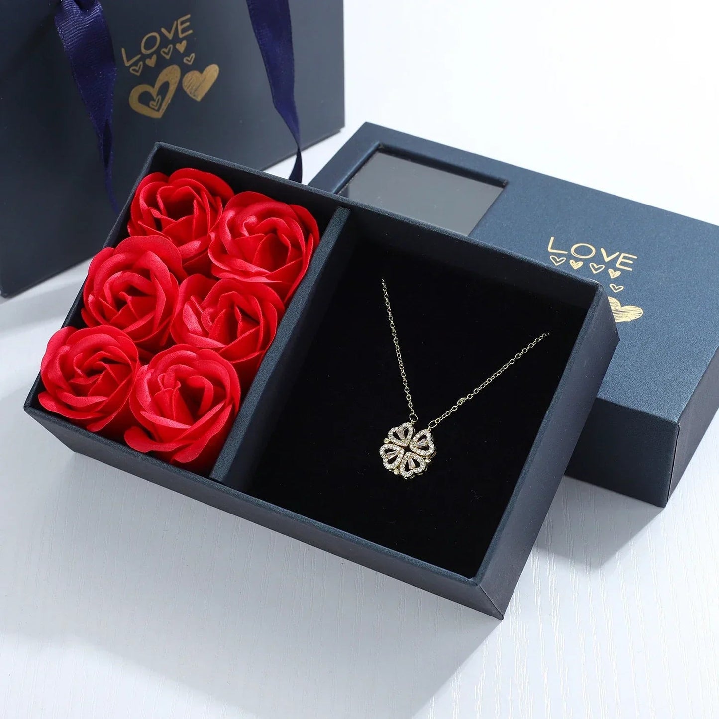 Lucky Clover Hearts Valentine 💝 Necklace