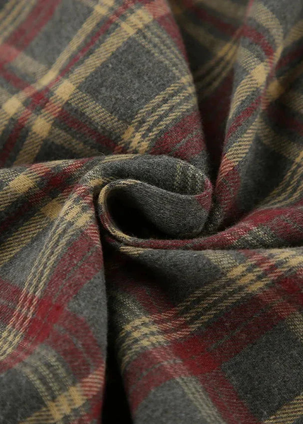 Retro Plaid Women's Shirt - Minimalist Long Sleeve