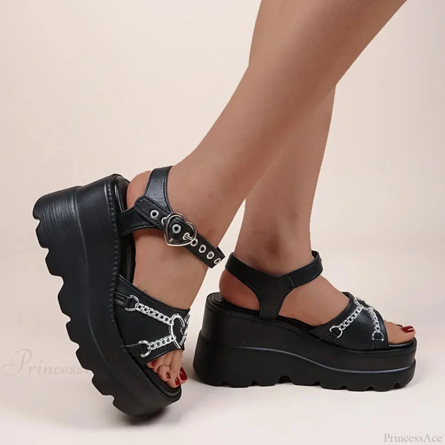 Cardiac Clasp Gothic Elevated Sandal