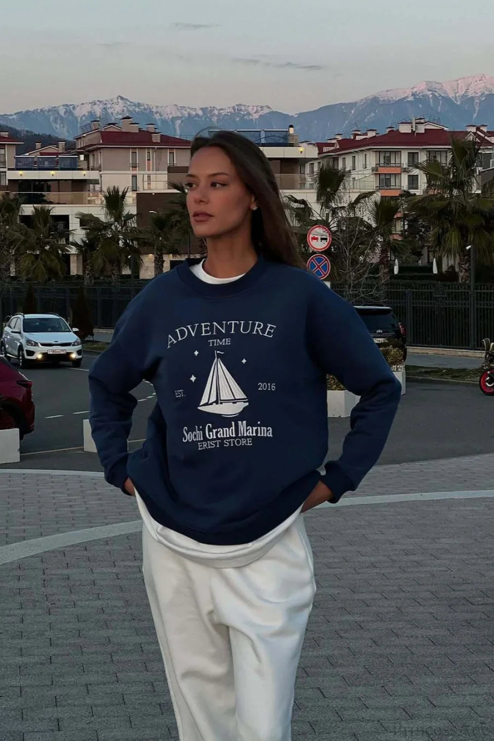 Chic Printed Crew Neck Oversized Long Sleeve Sweatshirt