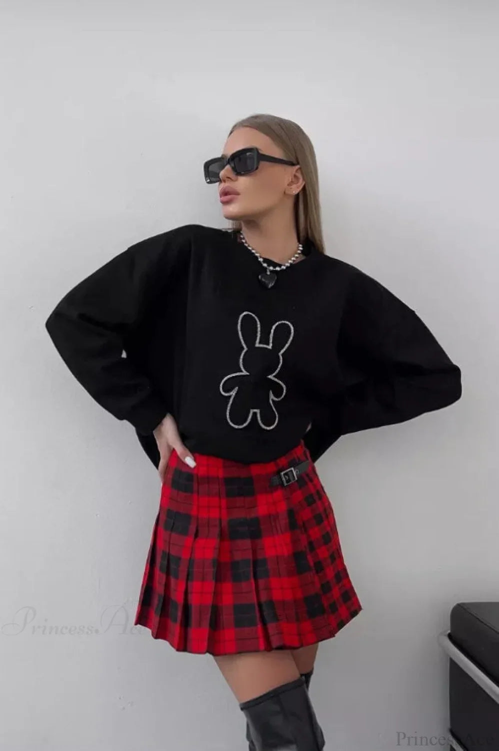 Crew Neck Chic Oversized Embossed Rabbit Sweatshirt