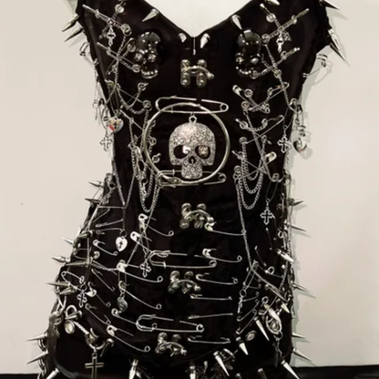 V neck skull applique rivet metal chain top