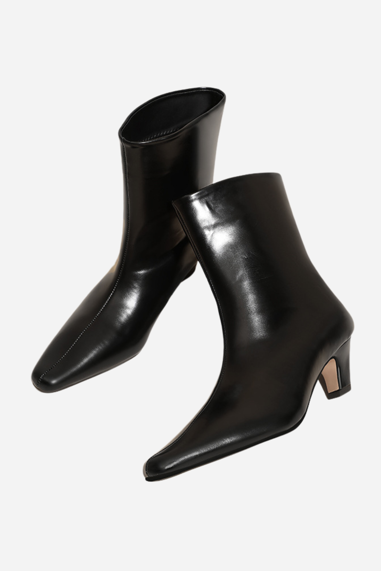 Ruth Chelsea Boots