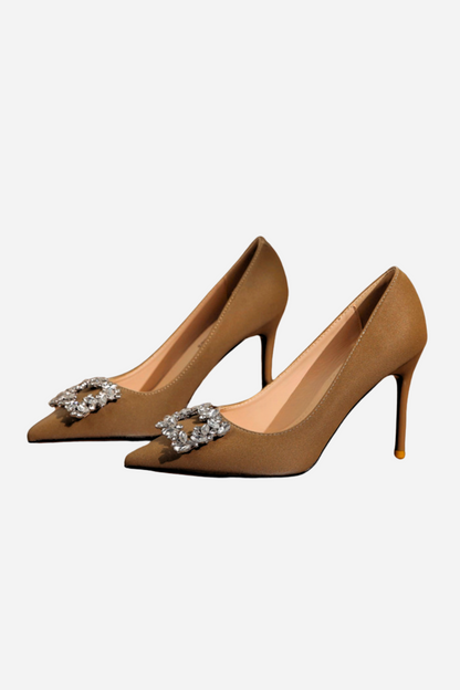 Deborah Diamond Pumps