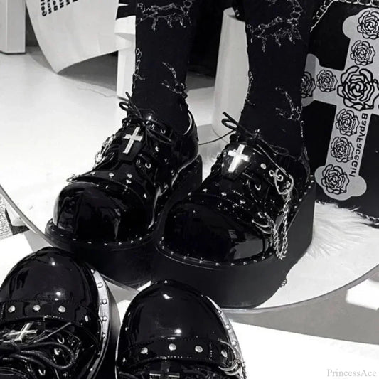 Dark Halloween Cupcake Shoe