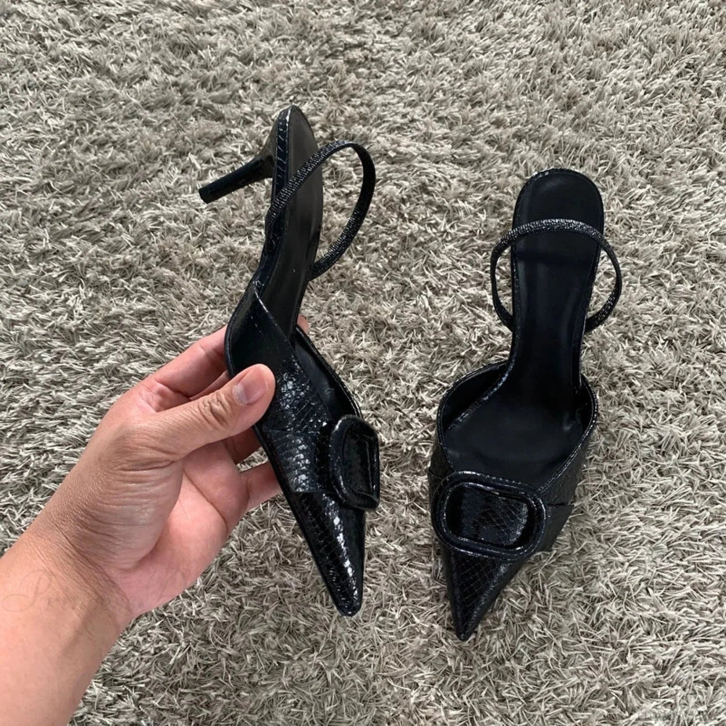 Dark Leather Pointed Toe Mysterious Stiletto