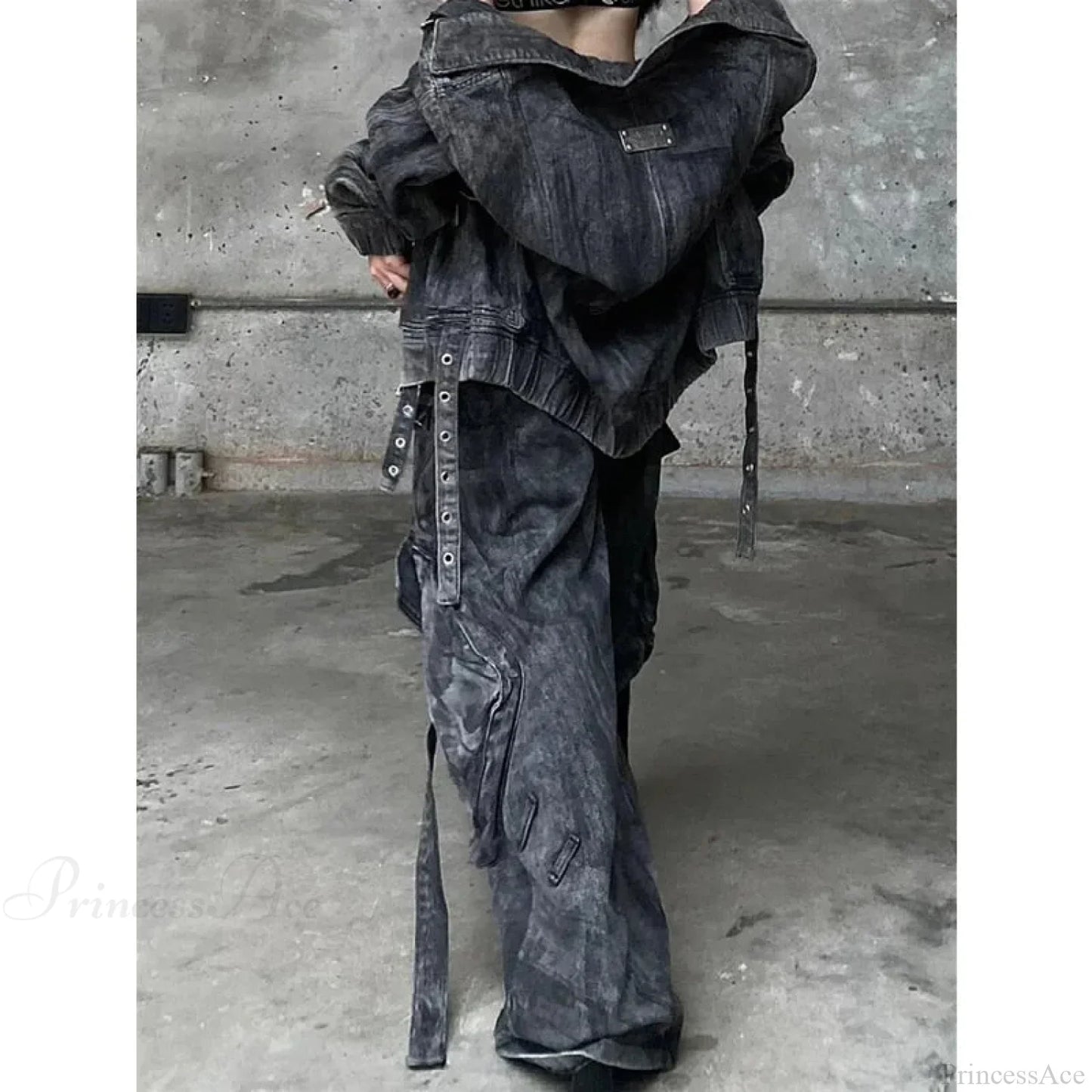 Dark Medieval Elevated Waist Pant