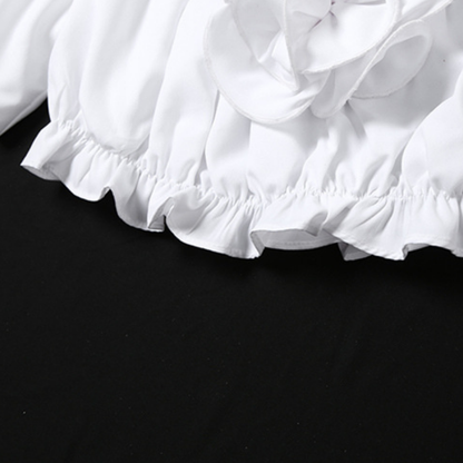 Off shoulder ruched flower applique crop top
