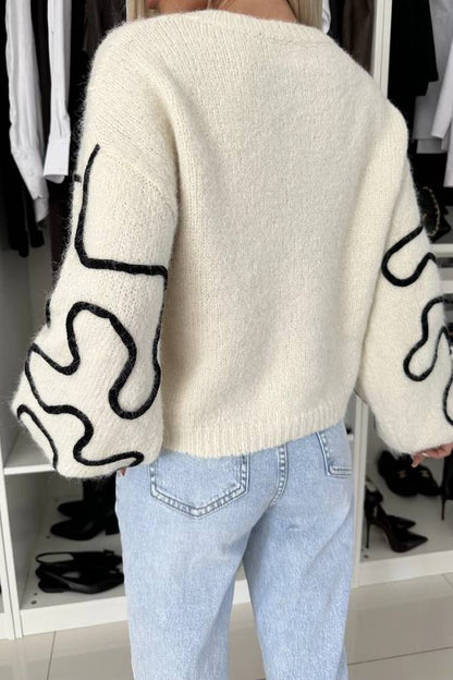 Beautiful Mood Knit Contrast Color Sewing Line Pattern Loose Sweater