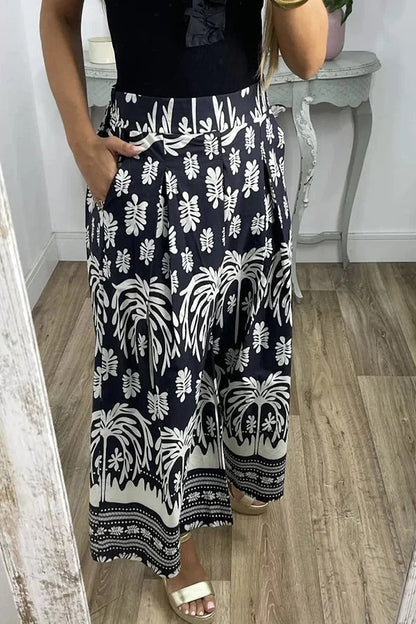 Unique Print Elastic Waist Loose Pocket Holiday Wide Leg Pants
