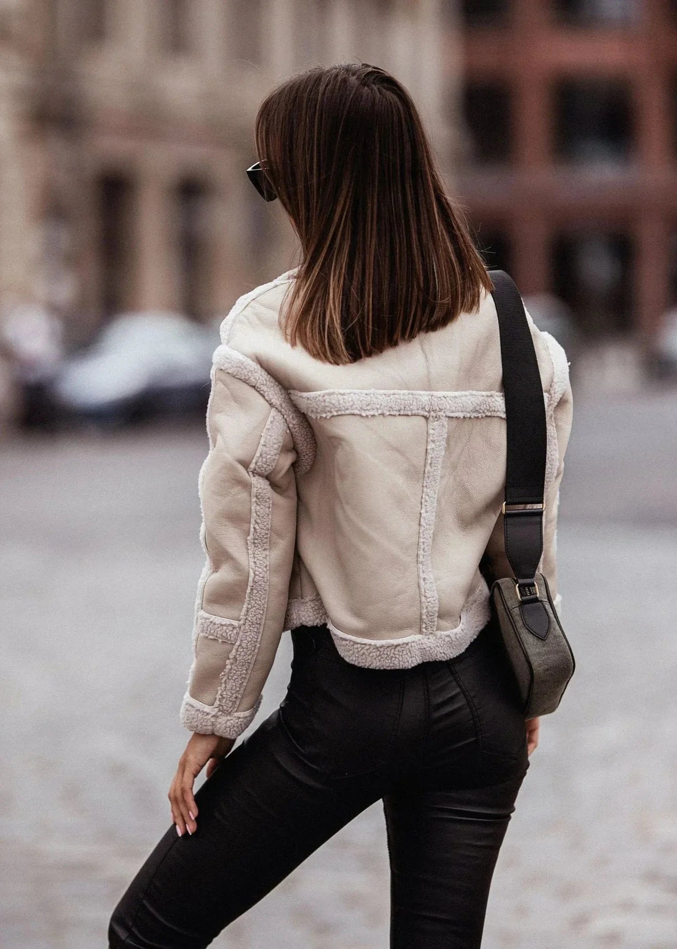 Chic Fur-Trimmed Long Sleeve Jacket