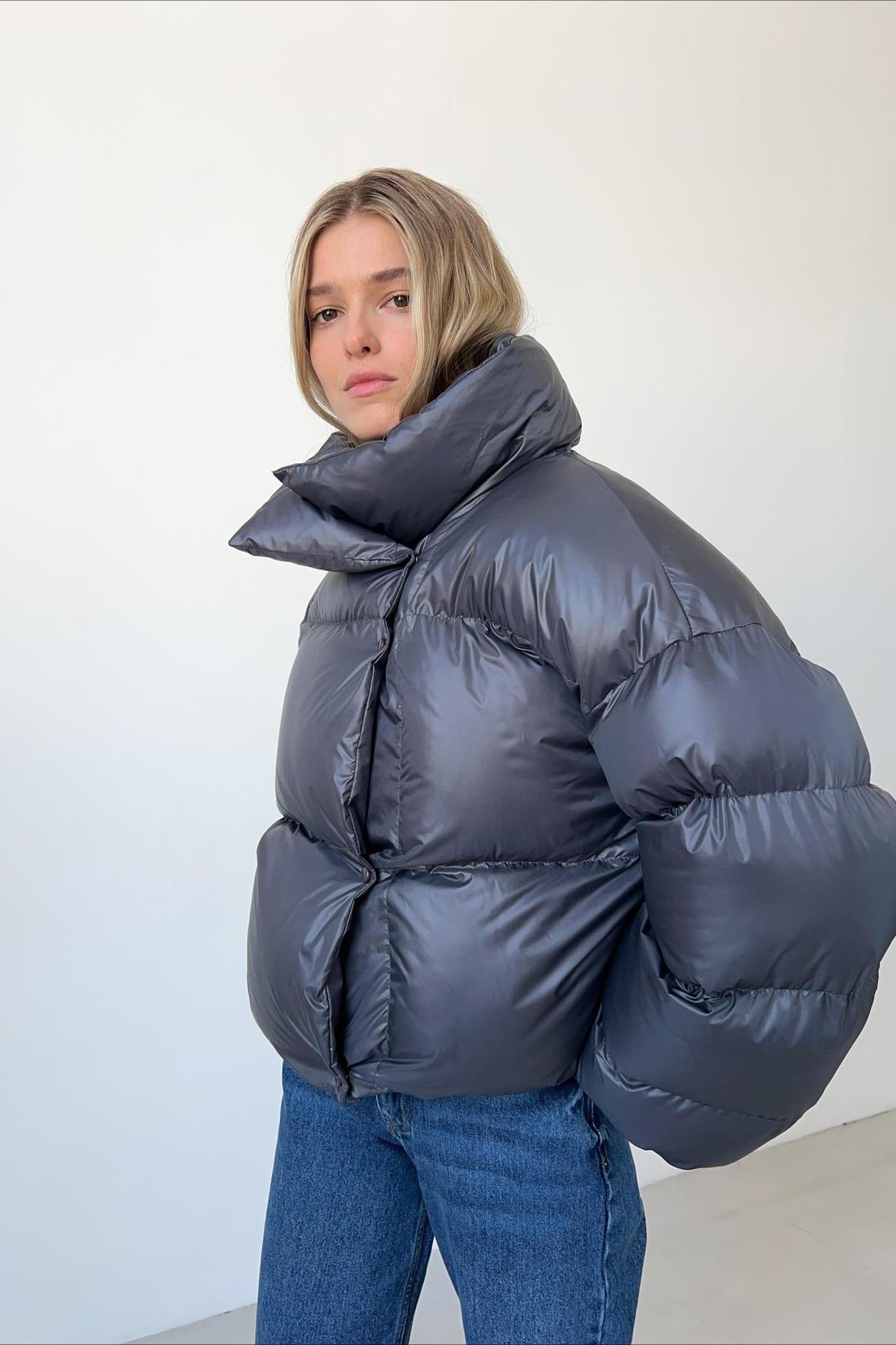Short Hooded Puffer Jacket