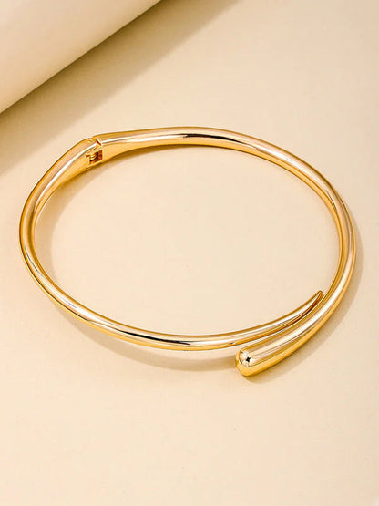 Fashionable Simple Metal Geometric Ring Glossy Collar