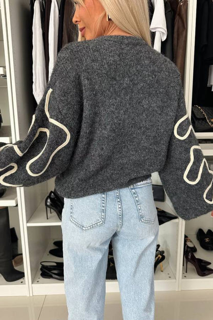 Beautiful Mood Knit Contrast Color Sewing Line Pattern Loose Sweater