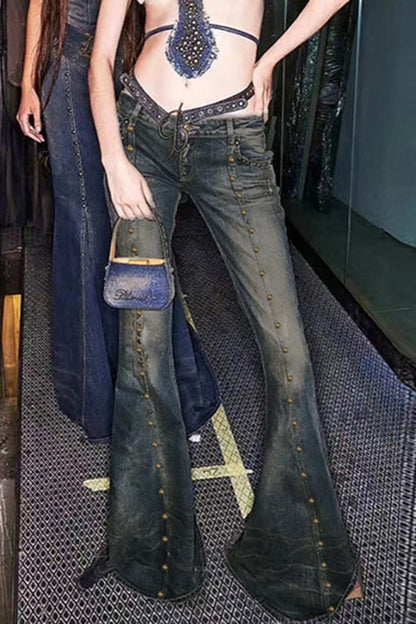Rivet Stitch Low Rise Flared Jeans