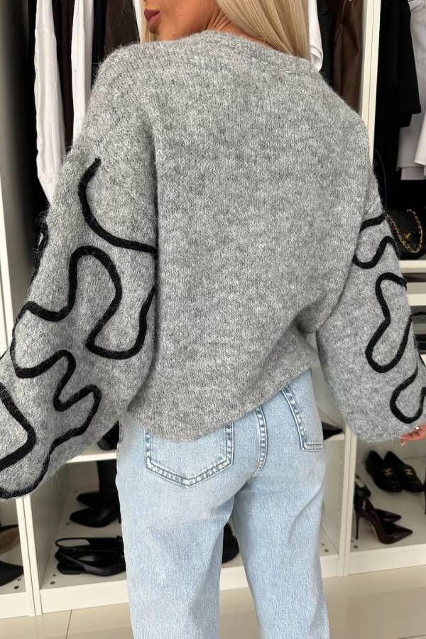 Beautiful Mood Knit Contrast Color Sewing Line Pattern Loose Sweater