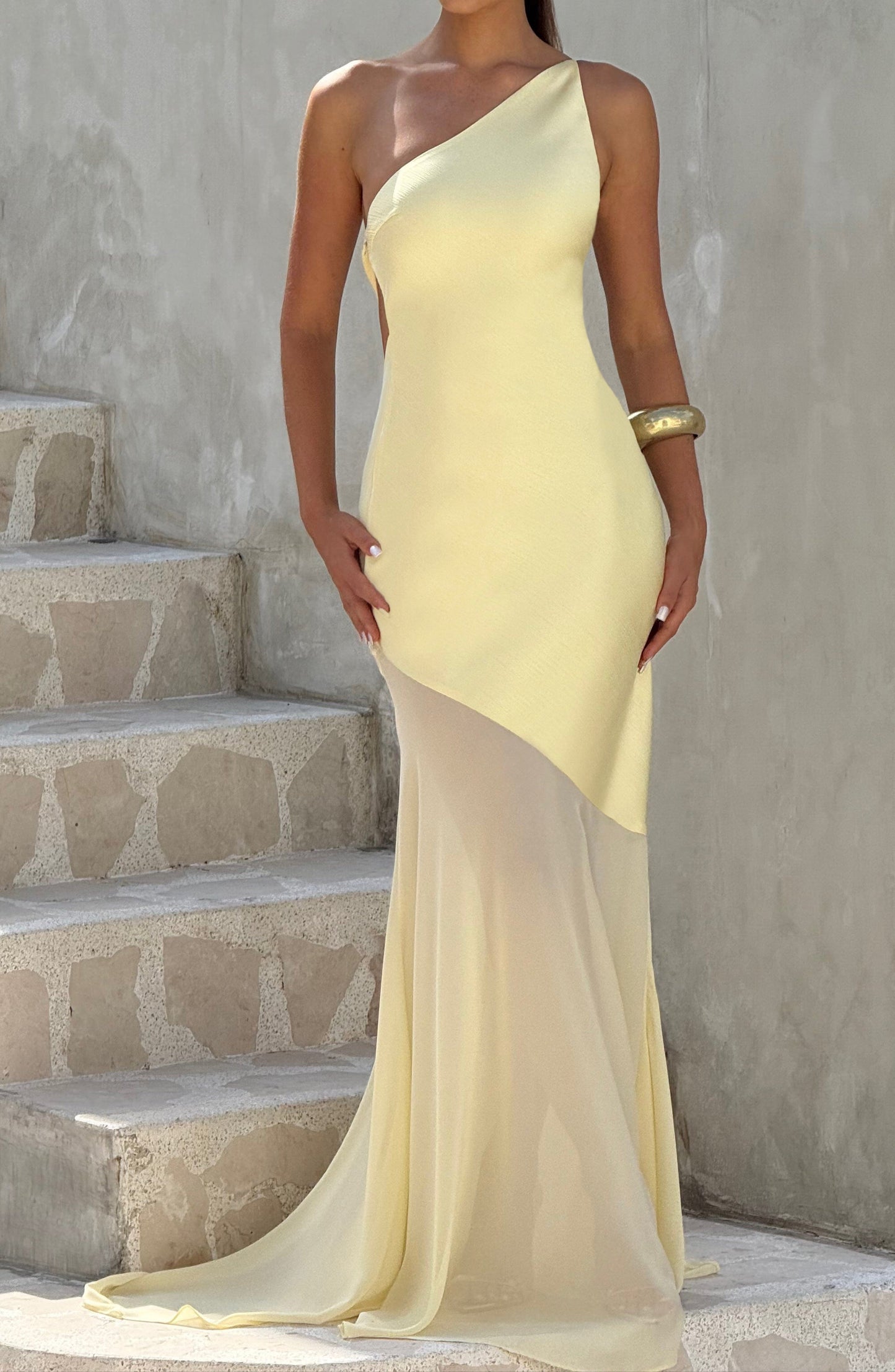 Cameo Gown - Lemon
