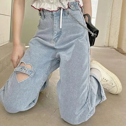 Heart Cut Out Buckle Light Blue Jeans