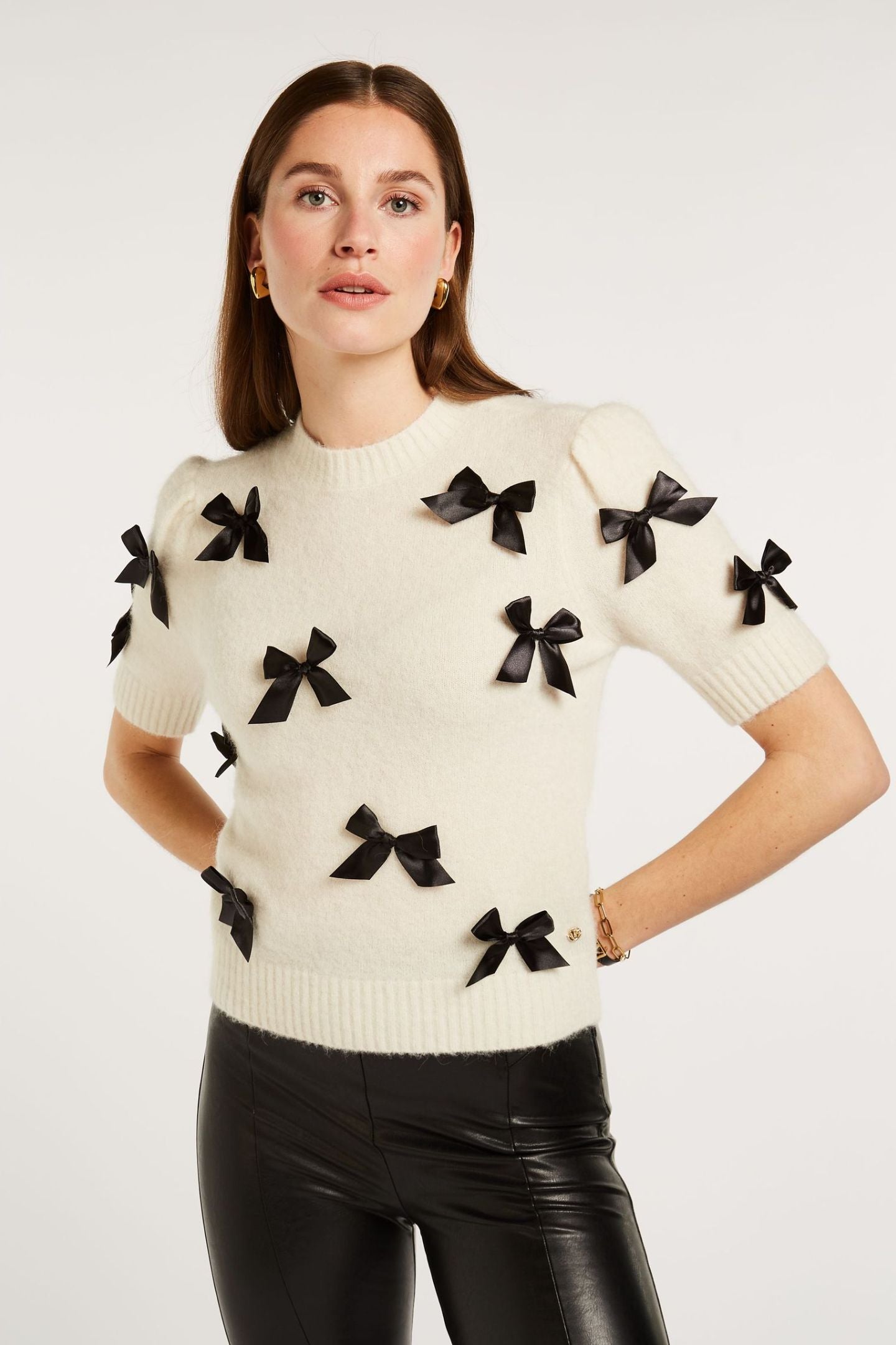 Bow Embellished Short Sleeve Sweater