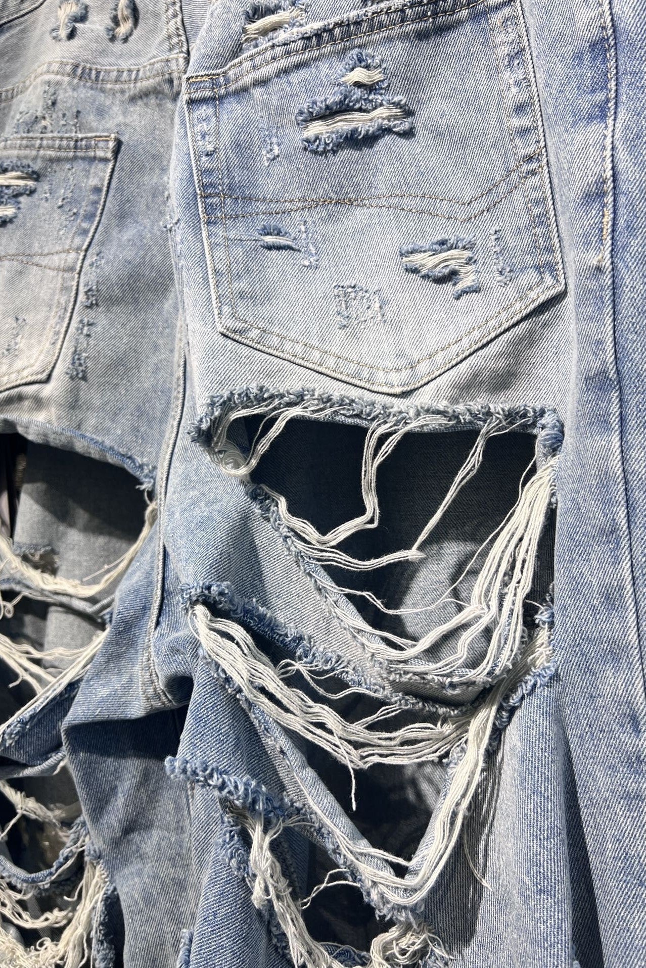 Jaida Destroyed Ripped Jeans