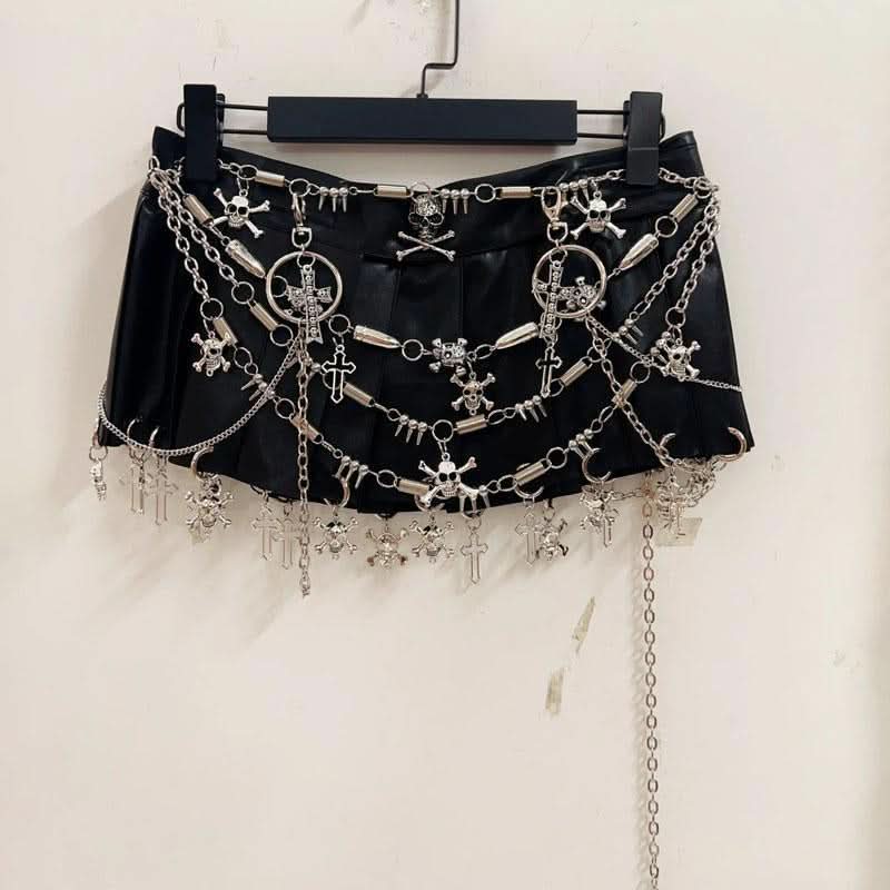 Metal chain o ring pleated skull applique mini skirt