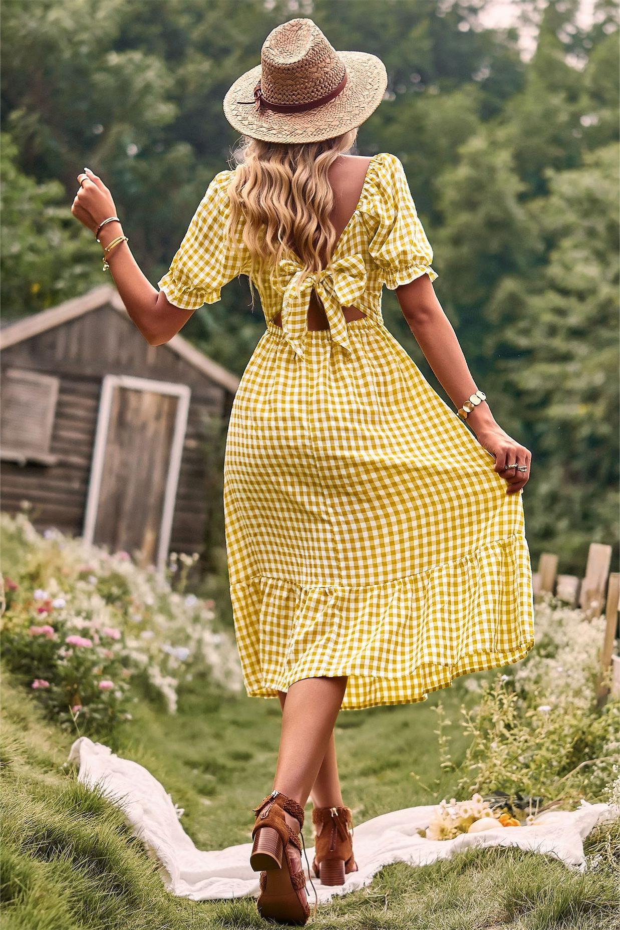 Plaid Square Collar Short Sleeve Midi Dress