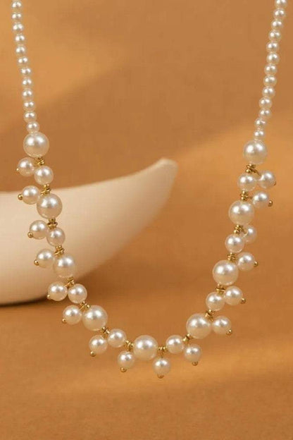 Faux Pearl Pendant Necklace