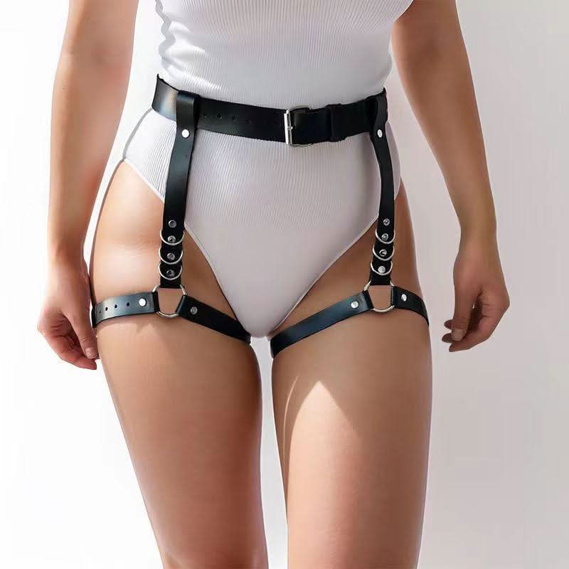 Black o ring PU leather metal chain garter belt
