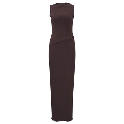 Sleeveless knitted maxi skirt set