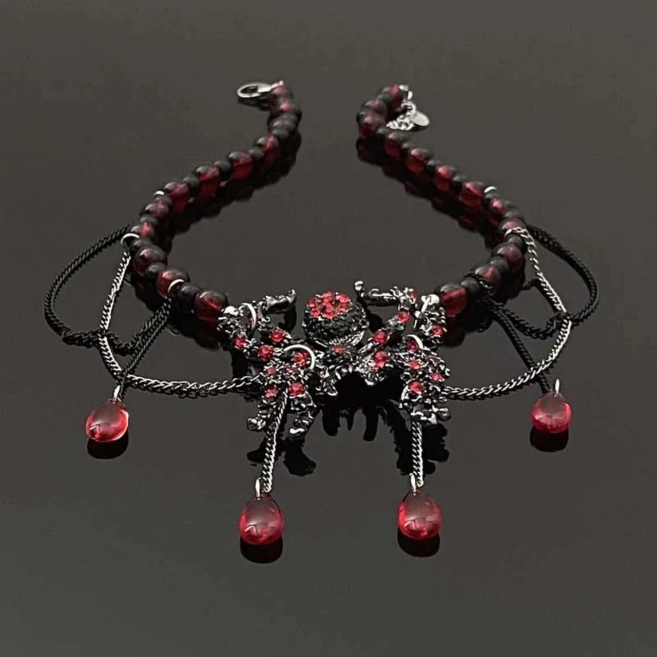 Spider pendant red metal chain layered necklace